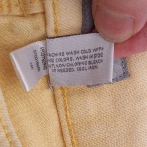 Chicos Platinum Denim Size 1.5 M Womens Jeans Ankle Length Yellow Slim Fit - Picture 11 of 12